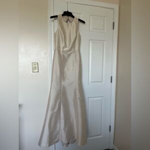 ALFRED SUNG Cream Maxi Dress